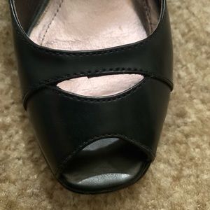 Kenneth Cole Leather Wedge